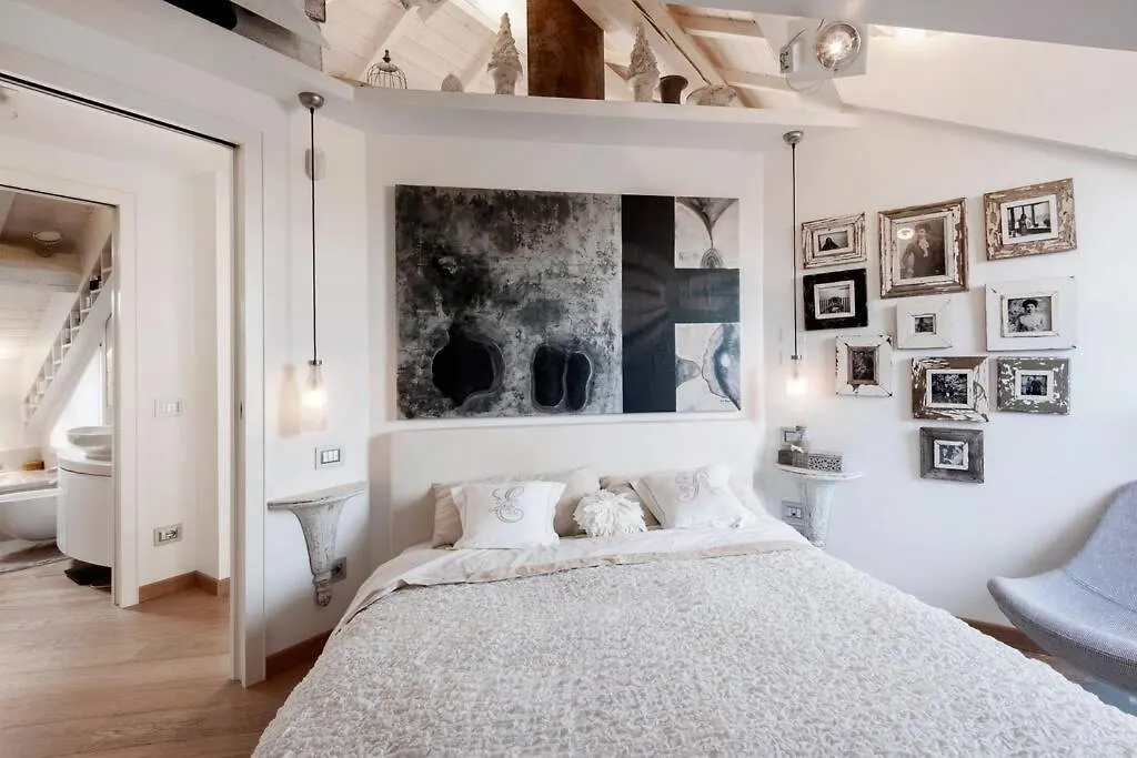 Superwhite Loft&Terrace In Brera Apartment Milan