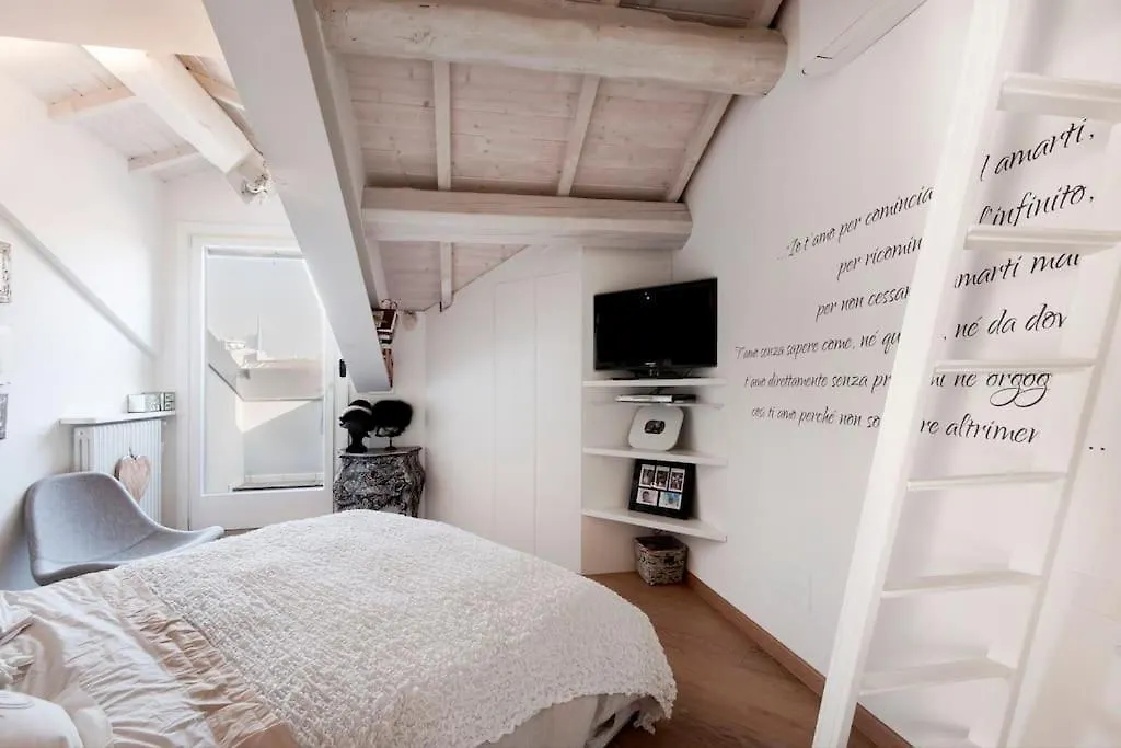 Superwhite Loft&Terrace In Brera Apartment Milan Italy